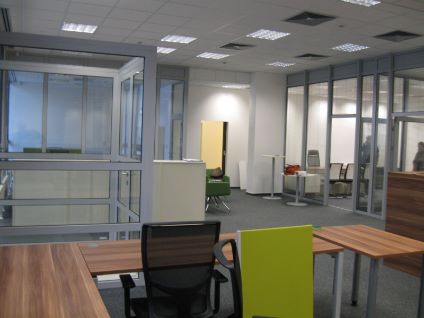 Wiederaufbau der Büroräume Zadunajská